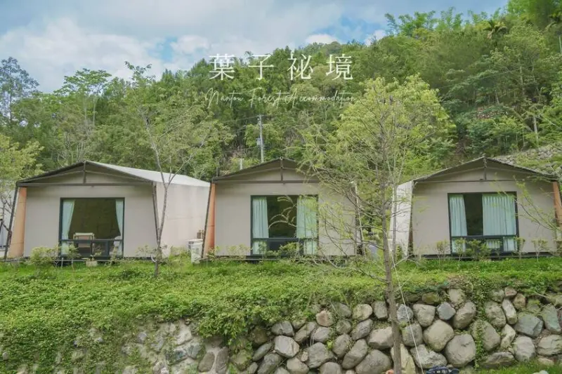 南投住宿》「葉子祕境」星空點綴下的森林系Villa， 山林中的偽露營豪華民宿