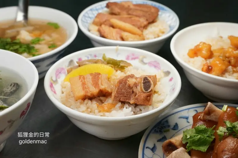 北港美食｜一郎土魠魚羹 晚餐宵夜限定 開店就排隊的小吃名店 青蛙湯、海陸飯必點