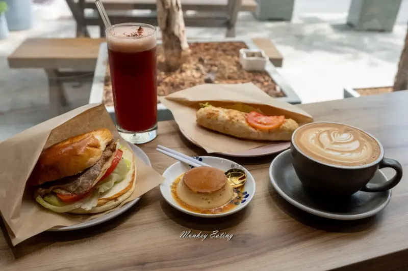 【台中龍井】時間軸食宿工坊｜東海藝術街巷弄咖啡館，早午餐下午茶甜點 - 貪吃猴的幻想