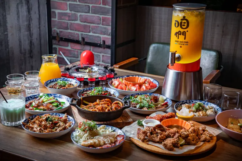 桃園市中壢區咱們小聚食堂｜時尚台式深夜食堂！台式小吃的價格，餐酒館的規格