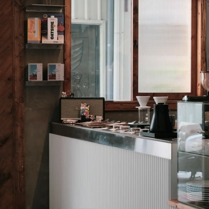 【台南 中西】隱身巷弄的1+咖啡1pluscoffee 不只是一家咖啡館