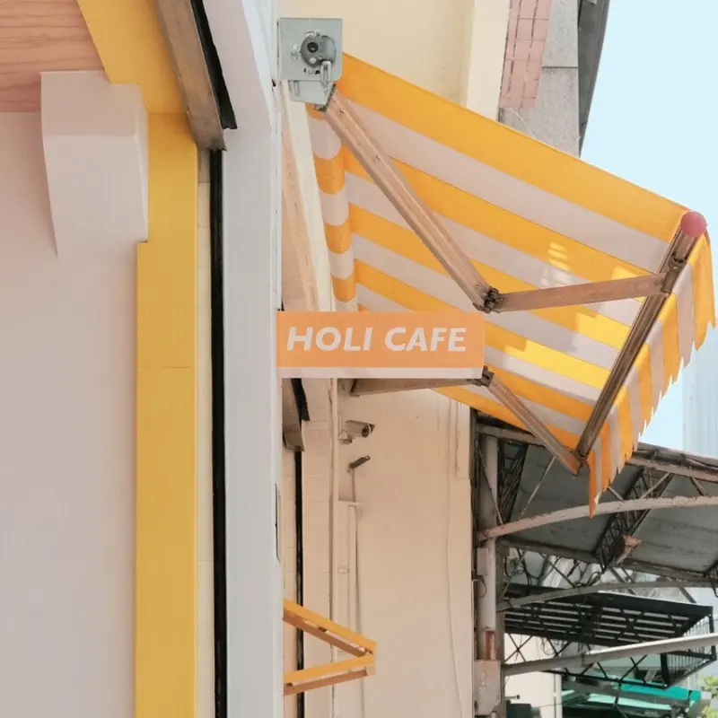 【台南 中西區】耀眼黃色系外帶咖啡Holi Cafe 咖啡店居然也有小米阿粕