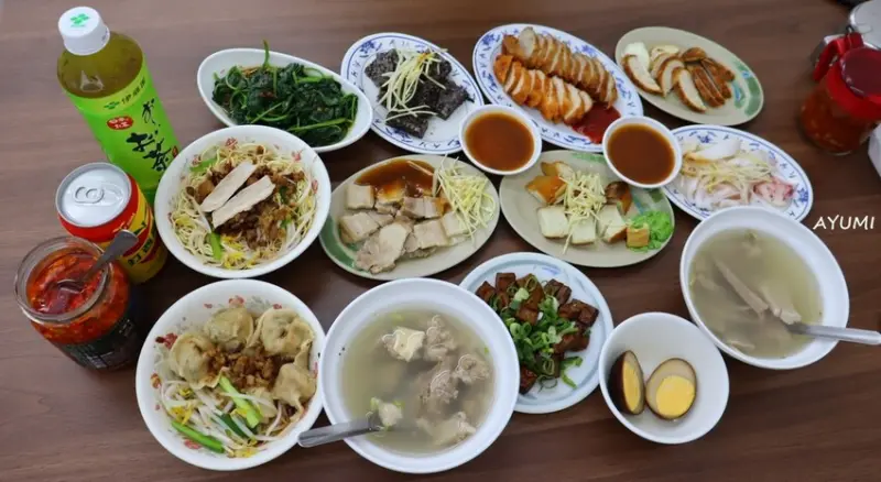 [高雄美食推薦]滿食屋汕頭陽春麵/原林森路50年老店/高雄銅板美食/超級推薦每天現切粄條/來電消費滿300元5公