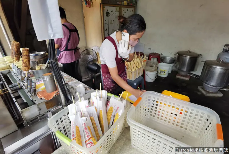 泰山美食|碳烤石頭玉米/網友票選在地第一名烤玉米/小吃(價錢)