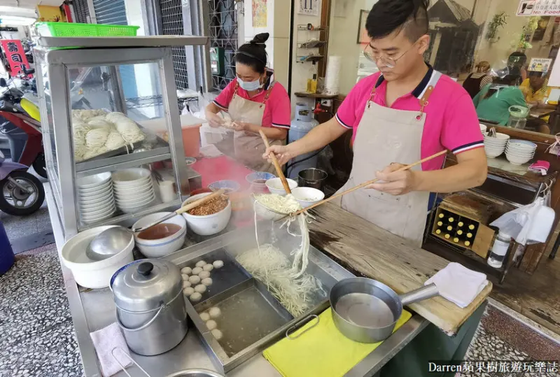 羅東美食|羅東帝爺廟口喥咕麵/等到打瞌睡宜蘭乾麵餛飩湯(菜單價錢)