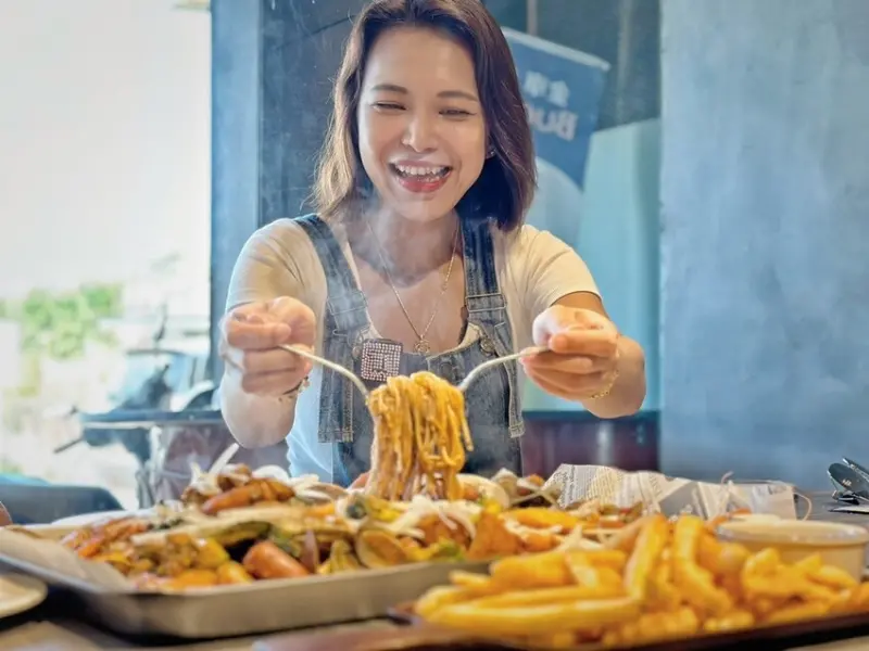 新北美食｜福隆美食｜Louis bistro路易斯手抓海鮮｜料多食材新鮮的美式海鮮餐廳