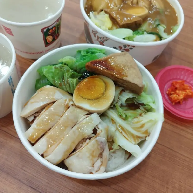 丞星丞雞肉飯-台中市北區好吃雞肉飯，滑蛋等級口感的雞肉飯，入口即化超美味