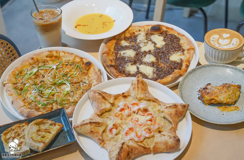 巷弄超人氣手揉披薩、咖啡飲品手作甜點，家庭客聚餐、商務聚會最愛的 STORY 精品咖啡 手揉義式披薩 X 外帶披薩 - 跟著尼力吃喝玩樂＆親子生活