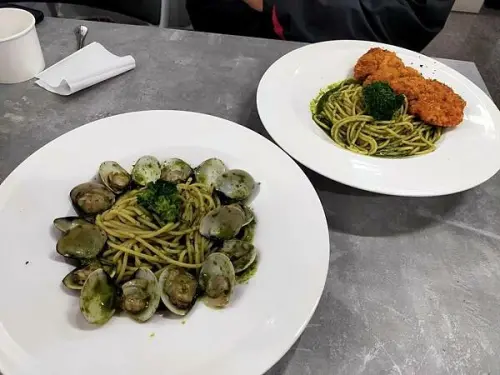 新北市鶯歌區義饗PASTA~平價好吃的義大利麵~燉飯~內用濃湯飲料~無限續~