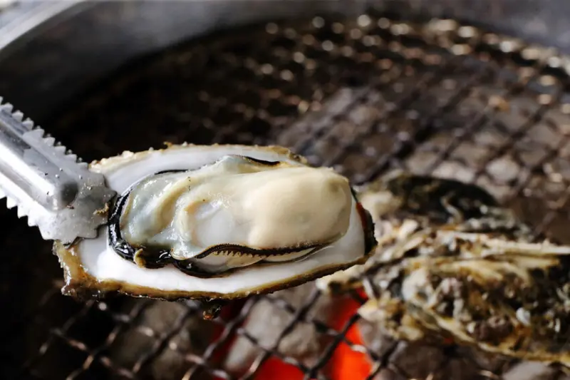  必吃嘉義在地小吃推薦：東石蚵王烤鮮蚵吃到飽/ WalkerLand窩客島整理提供 未經許可不可轉載