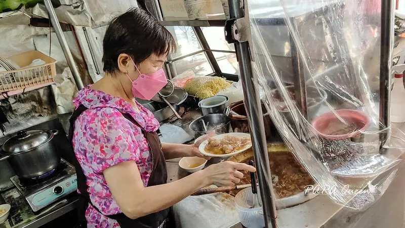 台中市東區傳台中 正老牌香菇肉羹 ｜台中火車站小吃-傳承80年的老店
