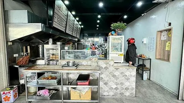 五股美食｜宵夜早餐｜吃飽吃爽、俗又大碗【新北市五股區】永和豆江