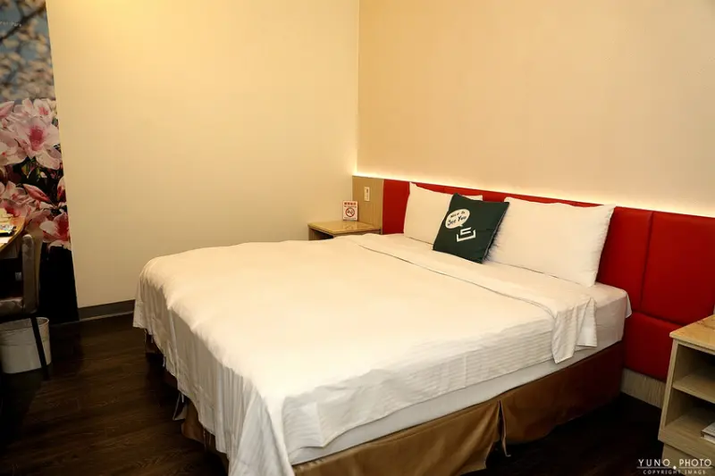 台北市大同區西悠巢旅｜台北平價住宿首選！秒到寧夏夜市商圈 吃宵夜超方便 悠哉吃 放鬆玩！