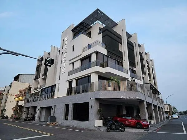 【台南住宿推薦】衡定理台南安平包棟民宿《澤居》電梯民宿的舒適空間及家的溫暖☆鄰近安平老街、漁光島、漁人碼頭