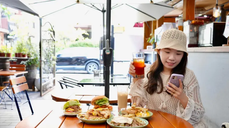 台北市大安區[台北美食] 東區早午餐｜東區最美早餐店蛋餅只要40元！高CP值露天早餐推薦