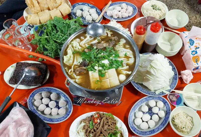 【台中沙鹿】羊博士鍋物料理｜生意超好精誠羊肉爐，清泉崗羊肉爐燒酒雞九尾雞。有停車場 - 貪吃猴的幻想