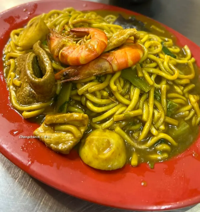 基隆美食，仁愛市場阿嬌炒麵，簡單味美，咖哩炒麵、炒豬肝必吃 !