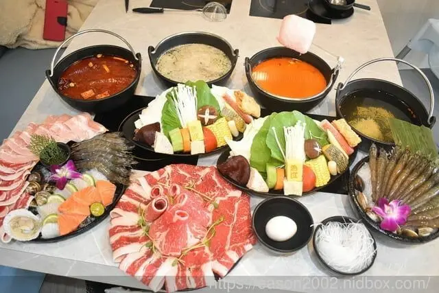 台北捷運美食 | 熟度火鍋文山景美店 每天吃的平價火鍋店 提供11種風味湯底可以選擇 爆炒湯底 異國風味湯底 創意湯底 -  就是這樣。吃喝玩樂。愛漂亮部落格 - FashionGuide 華人時尚專