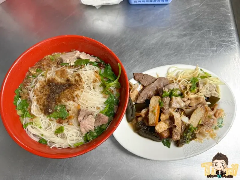 新竹50元綜合滷味超多料！魷魚羹麵.湯米粉銅板價味美超值！ - 跟著踢小米吃喝玩樂趣