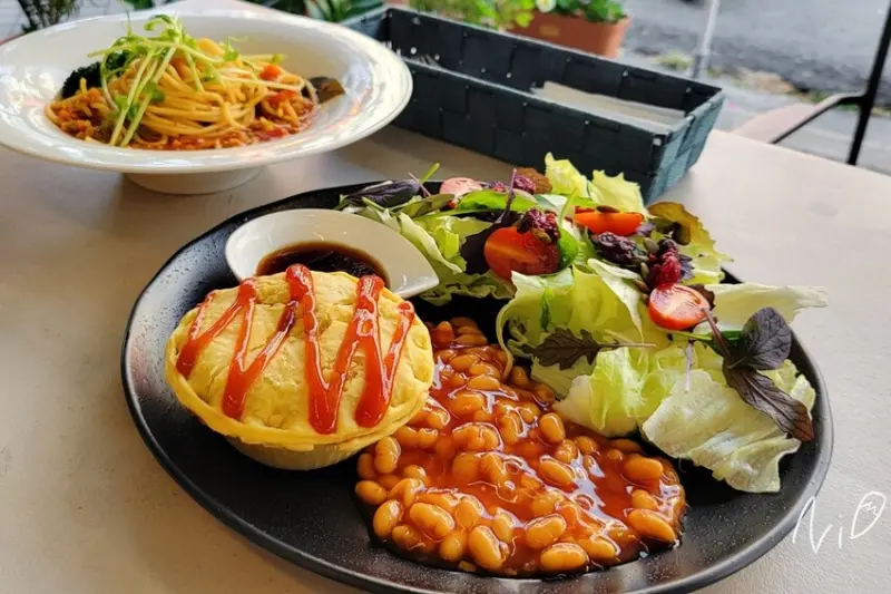 [嘉義太保]熊廚師 Chef Bear。招牌澳洲手工牛肉派/塔塔醬炸魚薯條/茄汁焗豆沙拉 #太子商圈 #故宮南院