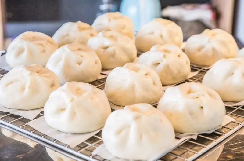 新北市淡水區福星阿嬤的筍肉包｜北海岸最好吃的肉包！溫體黑豬跟手切筍塊的完美肉包