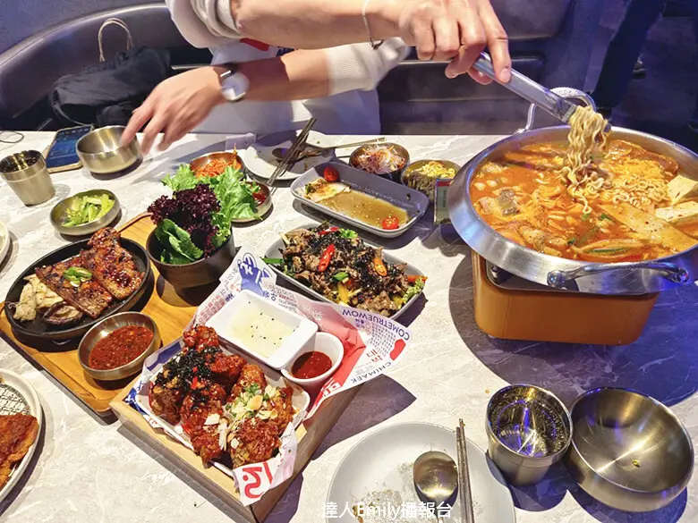 台中市南屯區台中韓式料理｜初瓦文心五權西店,王品旗下網評高達4.9分的餐廳