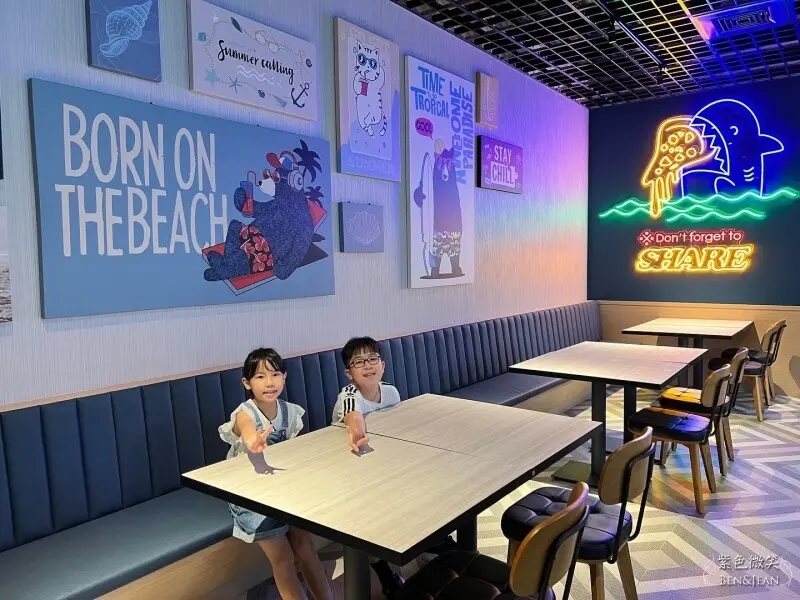 宜蘭縣頭城鎮OA PIZZA》烏石港旁美式餐廳，星巴客咖啡、吉姆老爹啤酒、麥田啤酒  海景步道戲水踏浪，OA HOTEL頭城外澳美