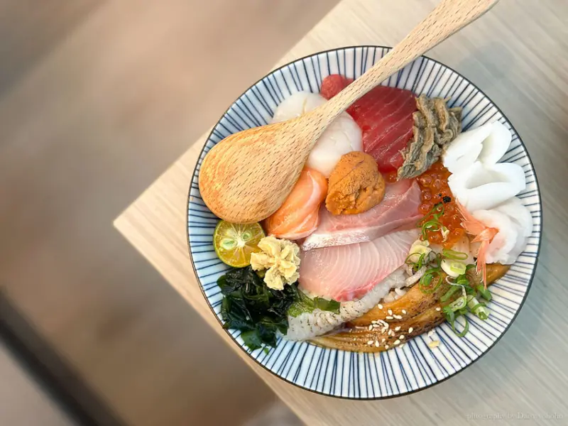 台南市東區水恃日式料理，南紡附近日料推薦，高C/P值生魚片丼飯、高級無菜單料理