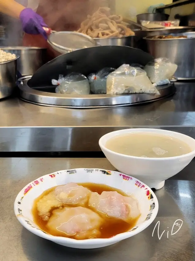 [台南歸仁]霞記肉圓。清蒸肉圓&小腸薏仁四神湯 #歸仁市場