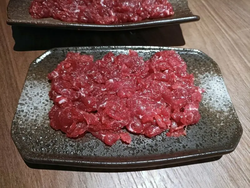 台北市大安區台北國父紀念館美食|宣牛溫體牛肉火鍋-光復店。每日直送溫體牛新鮮Q嫩鮮甜到不要不要!