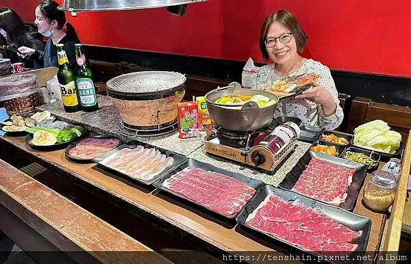 【豚野日式炭火燒肉-內湖店】只要899，澳洲M9和牛等87品海陸頂級珍饌吃到飽，附送豐火野豚鍋。再加239，KIRIN BAR 啤酒喝到爽！