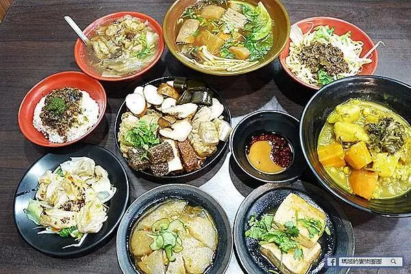 基隆市仁愛區基隆美食【味萊坊基隆站前店】口齒留香美味必吃蔬食/基隆素食/原江姐料理