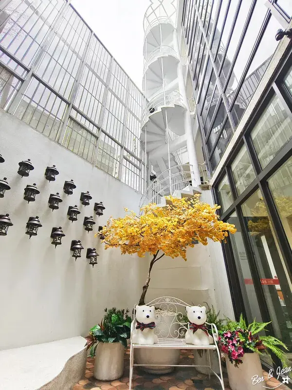 台中市中區挪威森林行旅3號館》親子旅店4人房不用2000元，近台中車站、台中轉運站