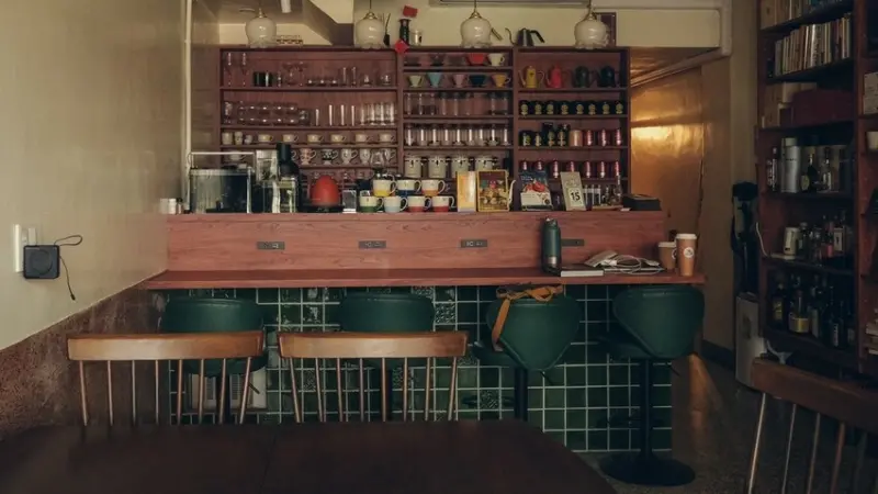 台南市大內區【台南 大內區】隱身山裡的過去咖啡 店長貓貓上工中