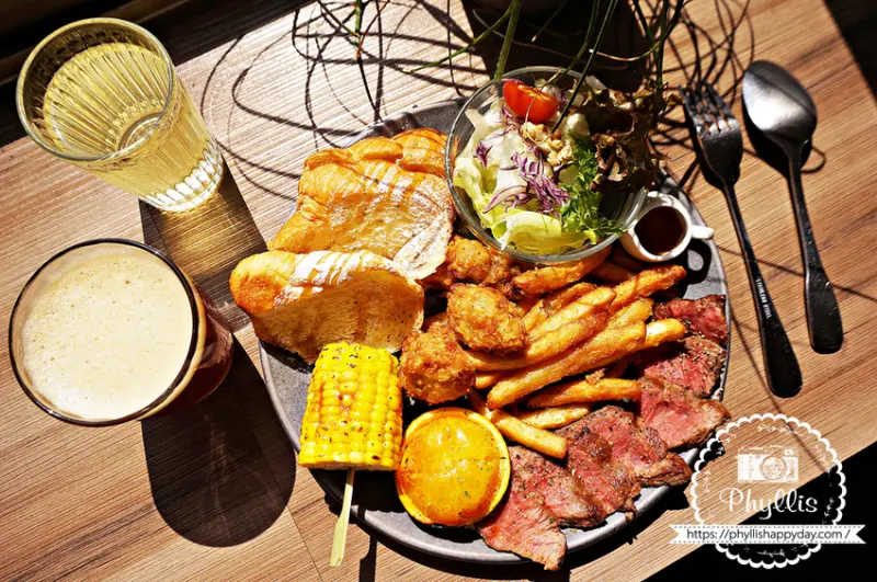 森林系餐廳『慕泥灰咖啡文創店』｜台中最受歡迎的IG人氣餐廳｜台中老宅早午餐｜餐點精緻有特色份量多｜大推「雞牛特工隊」套餐 - 相片中的菲莉絲