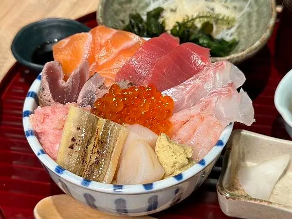 台北市士林區[天母美食] 魚君 さかなくん 天母SOGO店 高cp値的海鮮丼飯 日式料理定食 #士林區天母美食 @蛋寶趴趴go