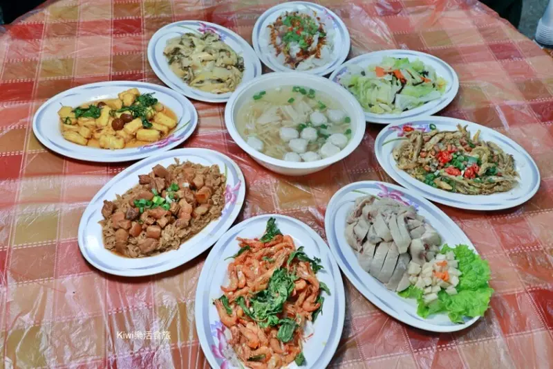 嘉義縣梅山鄉嘉義瑞里美食幼葉林餐廳｜預約制合菜紫藤花季必訪～166線道老字號餐廳