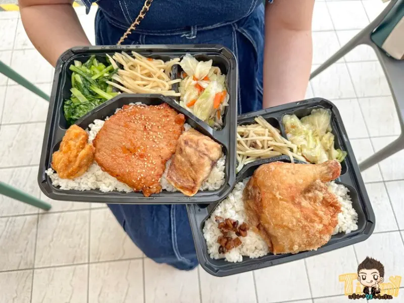 新竹市東區新開幕日式便當專賣。三主菜便當只要100元。買便當記得帶走辣菜脯！--跟著踢小米吃喝玩樂趣