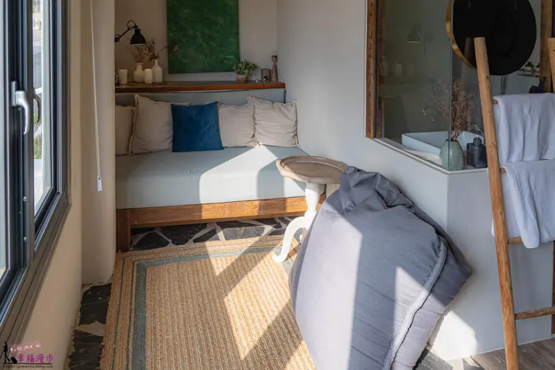 屏東縣恆春鎮墾丁民宿-聽著海聲 迷路 旅居 Casa Ostia B&B｜恆春鎮屏東縣–萬里桐寧靜的海邊民宿，優質的住宿空間是度假