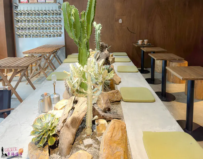 南投縣埔里鎮桑心實驗室 emoLab｜埔里鎮南投縣–露營風格的景觀咖啡廳，多肉植物與沙漠造景超好拍