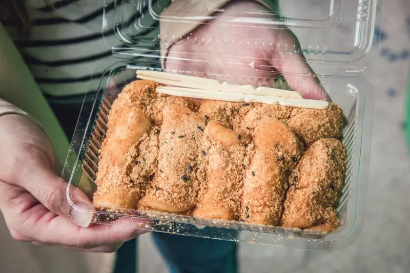 古早味麻糬每顆6元就有： 郭太太40年手工麻糬/ WalkerLand窩客島整理提供 未經許可不可轉載