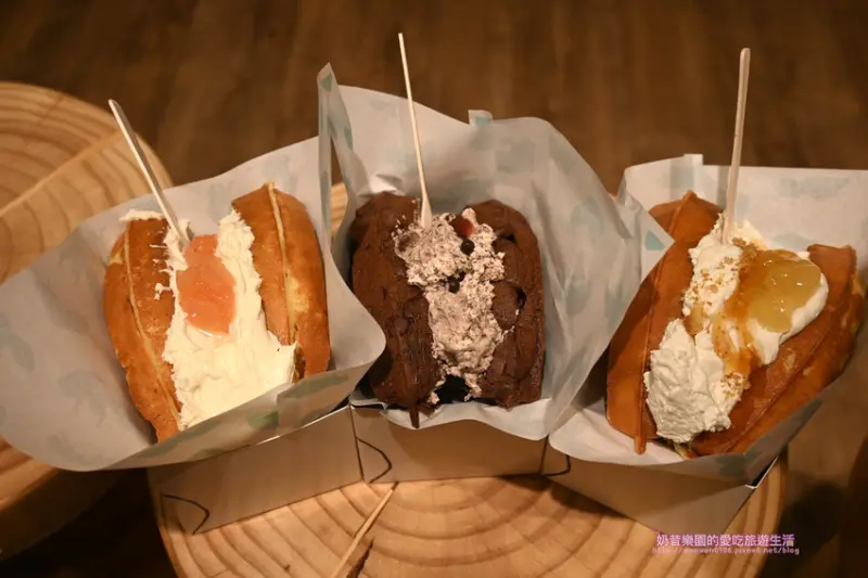 [台北信義區]鬆餅控必吃!鮮奶油天堂，多種口味韓系鬆餅-白狐院華夫餅흰여우와플～還有季節限定隱藏版等你來！ 永春站美食