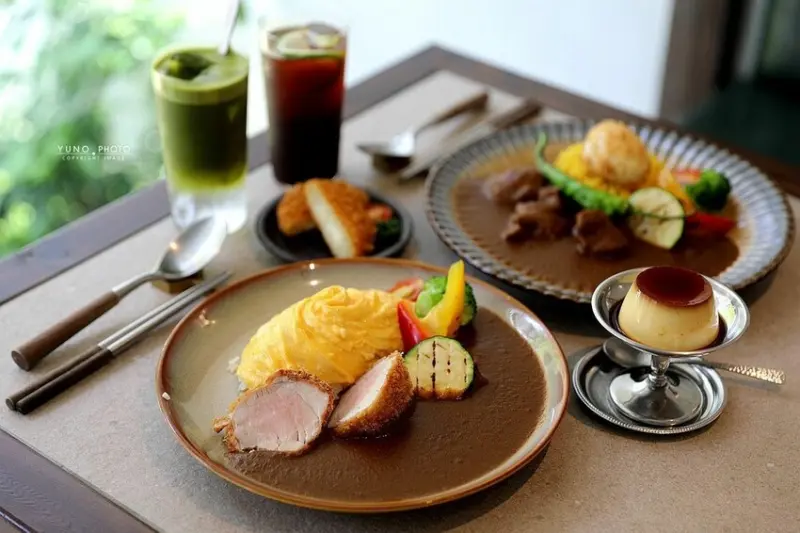 台中市西區每日限量80份！職人精神直火炭燒咖哩 激推超厚實腰內櫻花豬排咖哩和大人味慢燉豬頰｜壱絕咖哩(台中西區)