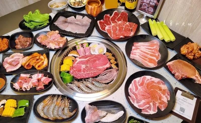 就是要烤肉吃到爽！台中燒肉吃到飽$599起，安格斯16oz嫩肩牛排、澳洲和牛、天使紅蝦、鮑魚等精選80種食材任你吃，絕對滿足，大口吃肉的好去處！