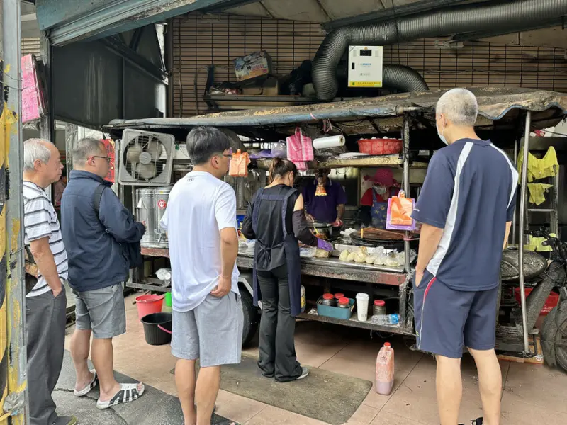 八德「監獄」蛋餅你吃過嗎？一大早排隊也非吃不可！被喻為在地最好吃蛋餅就是它！