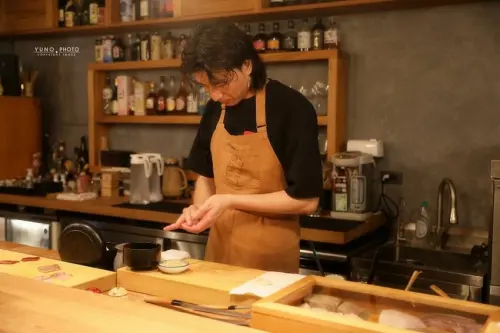 台中市西區想吃先預約！匠人手藝不拘一格的多重技法 驚喜連連｜暈船壽司 船酔い寿司(台中西區無菜單日料）