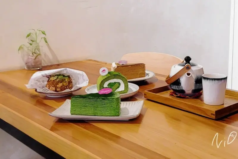 [台中北區]南田牧野家- 台中店。丸久小山園濃抹茶千層/青嵐歐牧奶霜捲/英式伯爵千層/脆皮抹茶泡芙