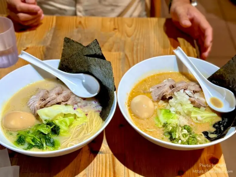 台中市北區守破離拉麵-老闆日本人，只有9個座位要吃拉麵請耐心排隊