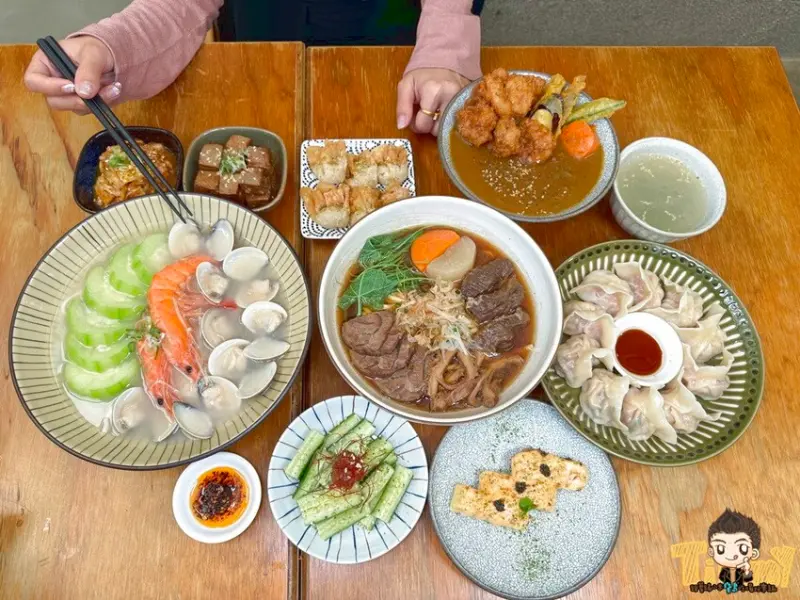 新竹市東區新竹。樂客牛肉麵|千萬不要去！不然吃完會一去再去！ 老宅內的日式風格牛肋麵＋手作料理！(Rock’s Cooking.菜單營業時間地址電話) - 跟著踢小米吃喝玩樂趣