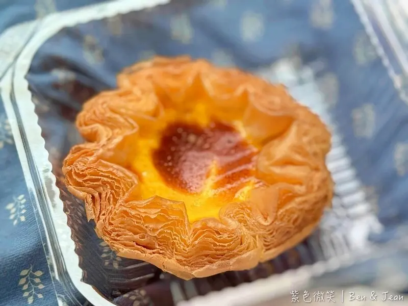 宜蘭縣宜蘭市十年之后烘焙坊》國王蛋撻，花瓣千層蛋塔正流行，招牌絹吐司口感細緻必買！